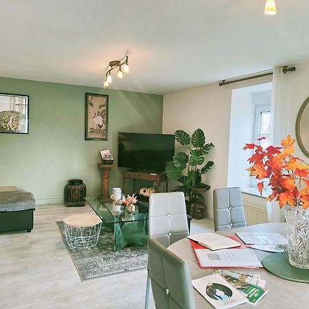 Les Appartements Du Marche Dinan Exterior photo