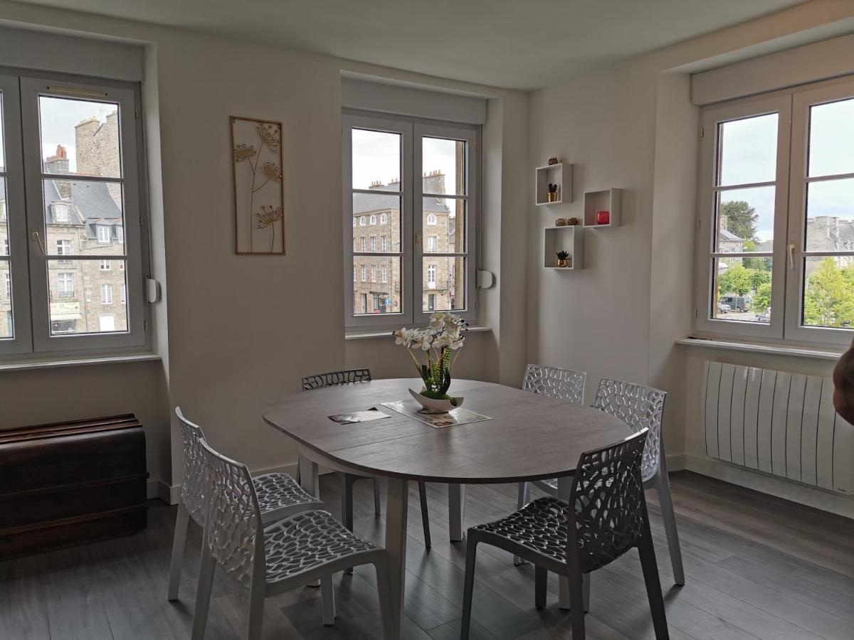 Les Appartements Du Marche Dinan Exterior photo